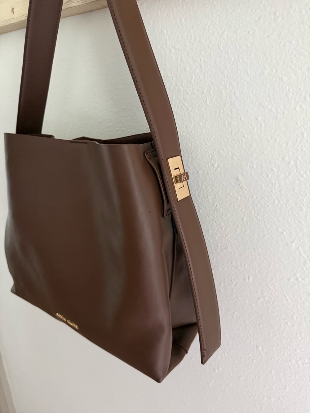 Anne Klein Shoulder Bag - Picture 2 of 6